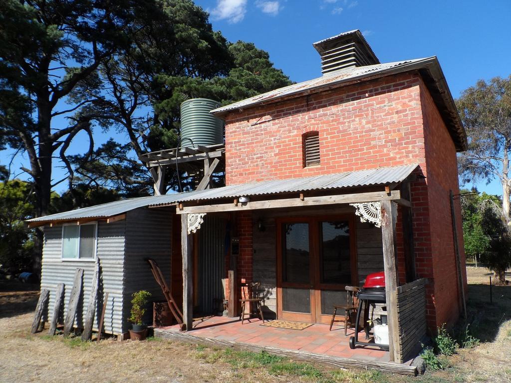 Grampians Historic Tobacco Kiln Villa Moutajup Exterior photo